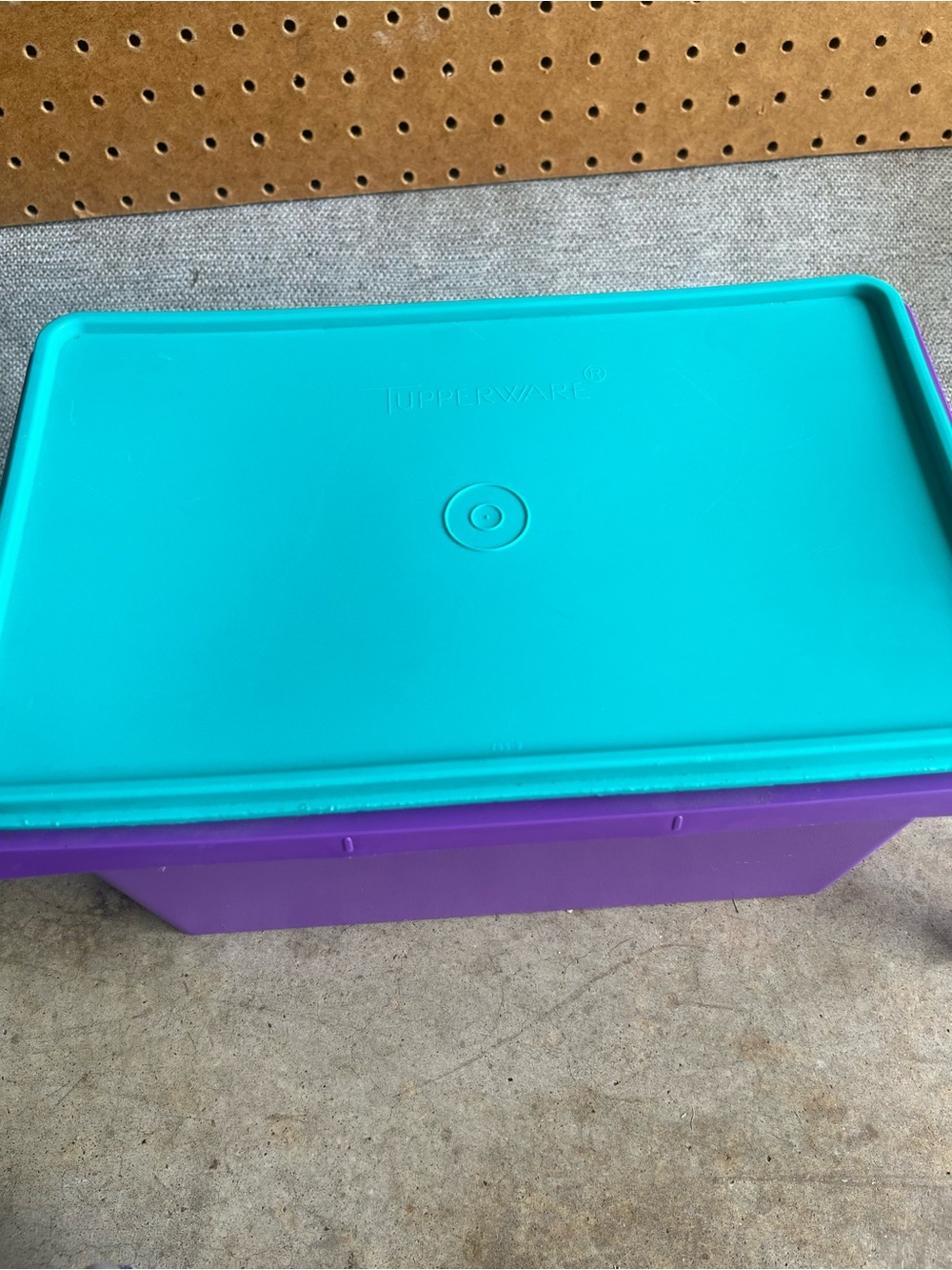 VTG Tupperware 1431 Stow N Go Carry All Tote Purple Tropical Water Made USA - Picture 3 of 5